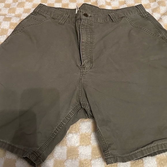 Carhartt Green Original Fit Cargo Shorts with Durable Cotton Blend - Picture 1 of 7